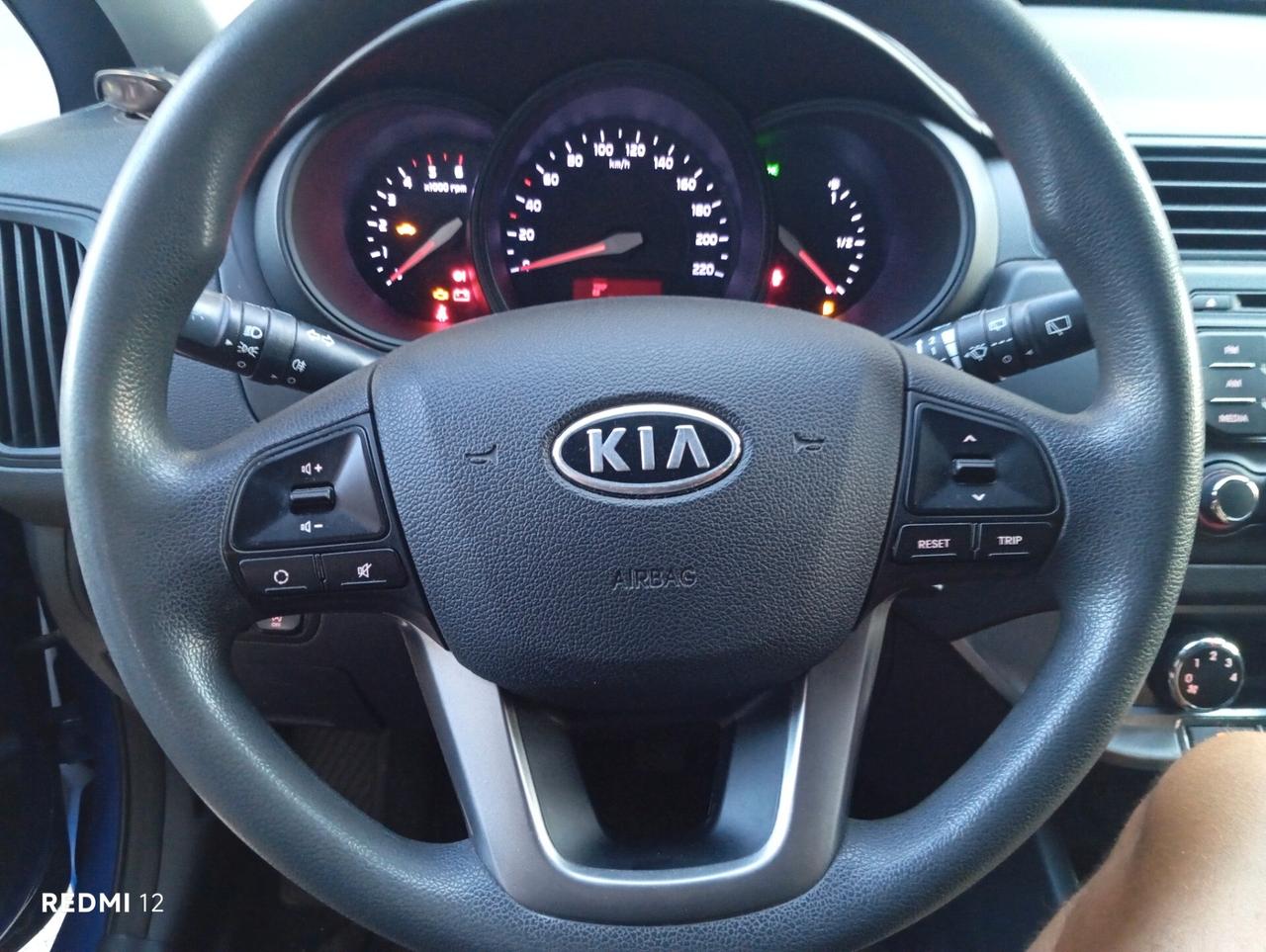 Kia Rio 1.1 CRDi WGT 5p. EX
