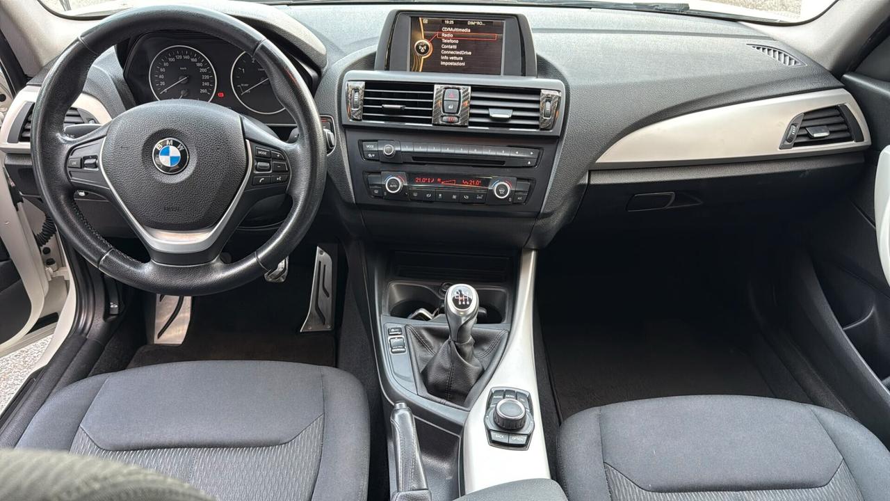 Bmw 116 116d 5p. Unique