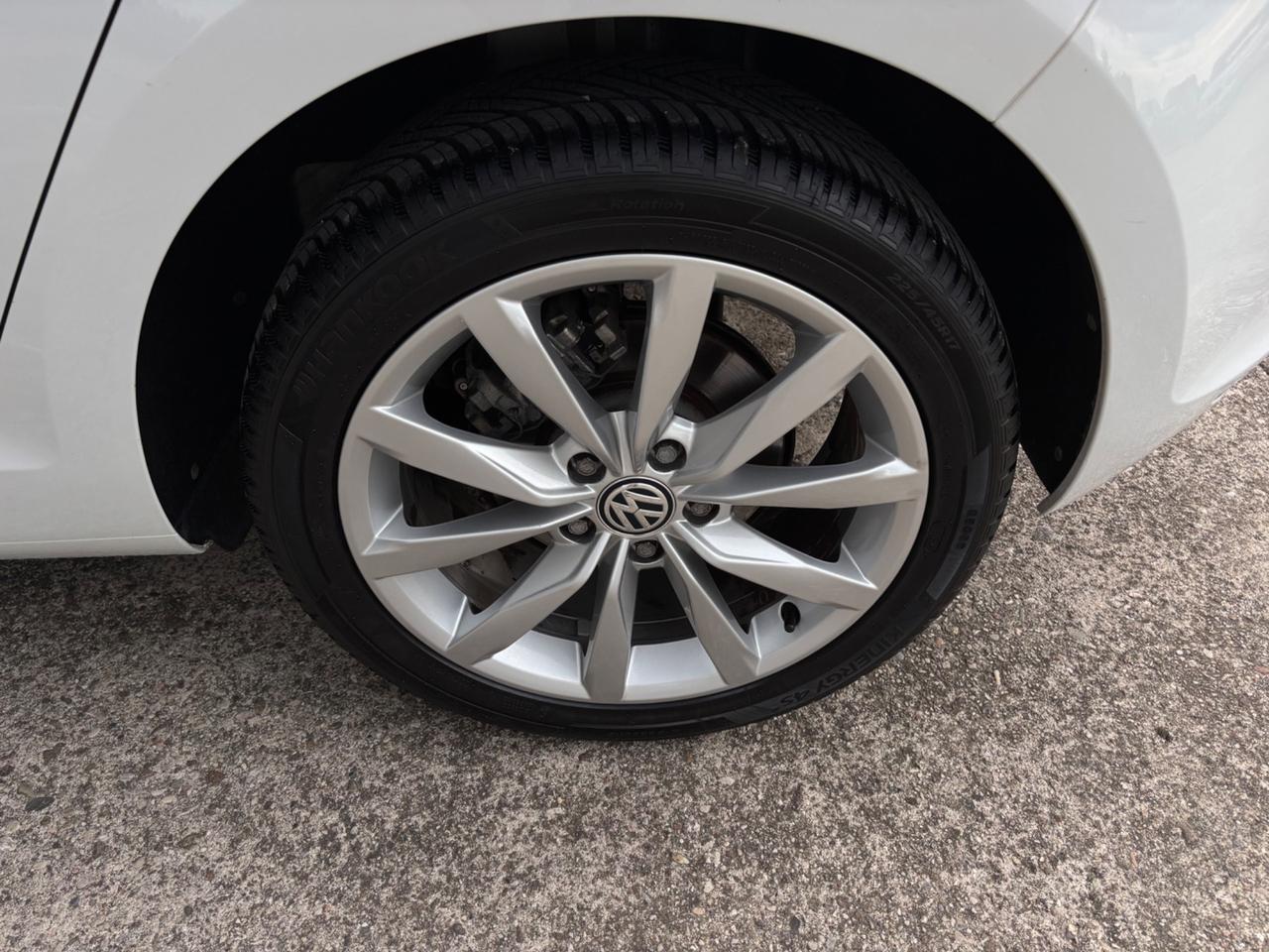 Volkswagen Golf 1.6 TDI. Neopatentati. Garanzia 12m