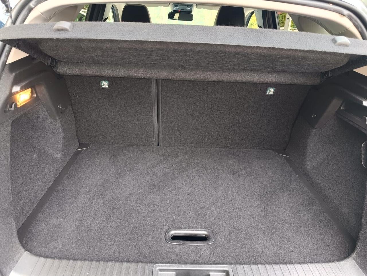 Renault Captur TCe 100 CV GPL Intens