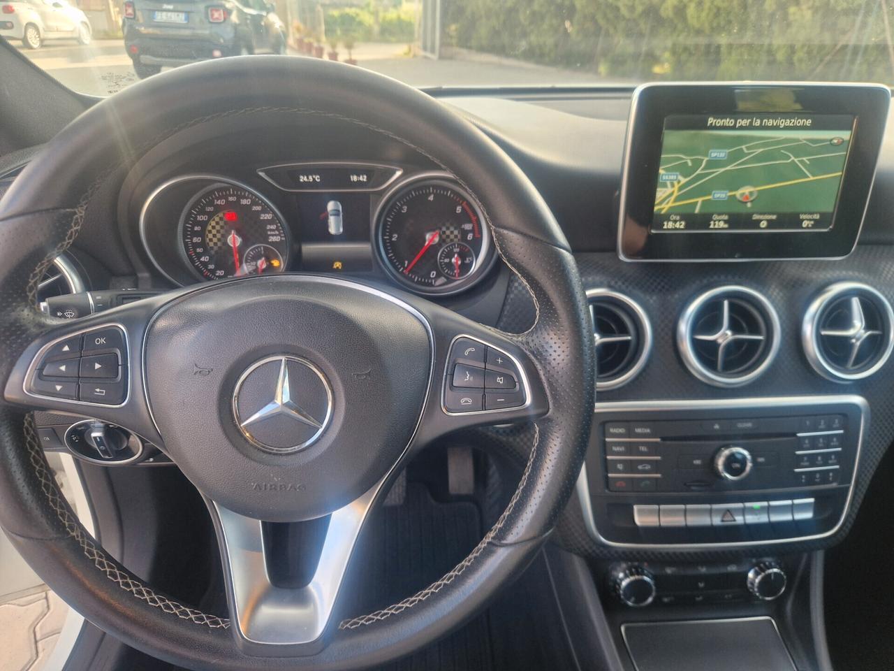 Mercedes-benz A 180 d Sport 2016