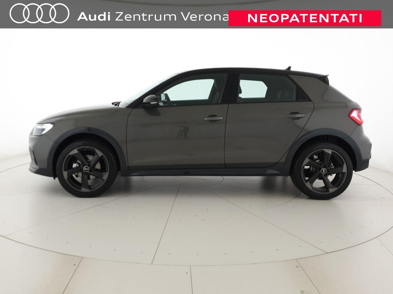 Allstreet 30TFSI 116CV S tronic Identity Contrast