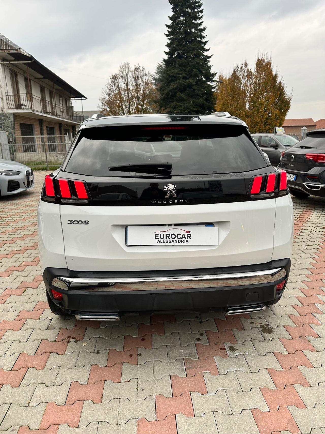 Peugeot 3008 BlueHDi 130 S&S Allure