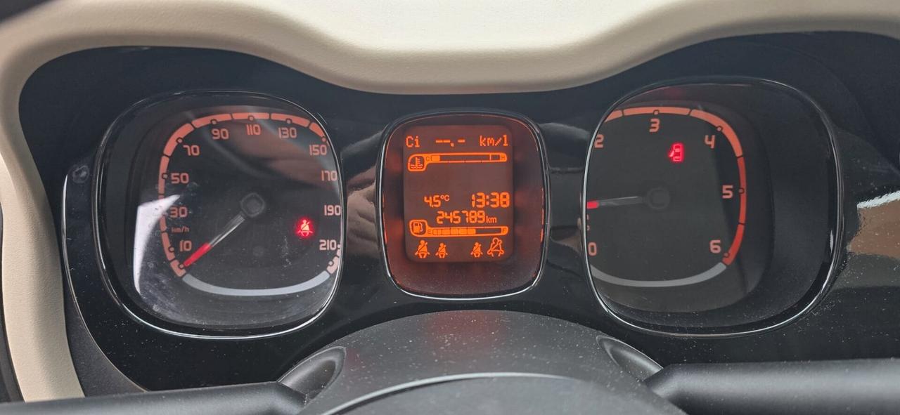 Fiat Panda 1.3 MJT 16V DPF 4x4 Climbing