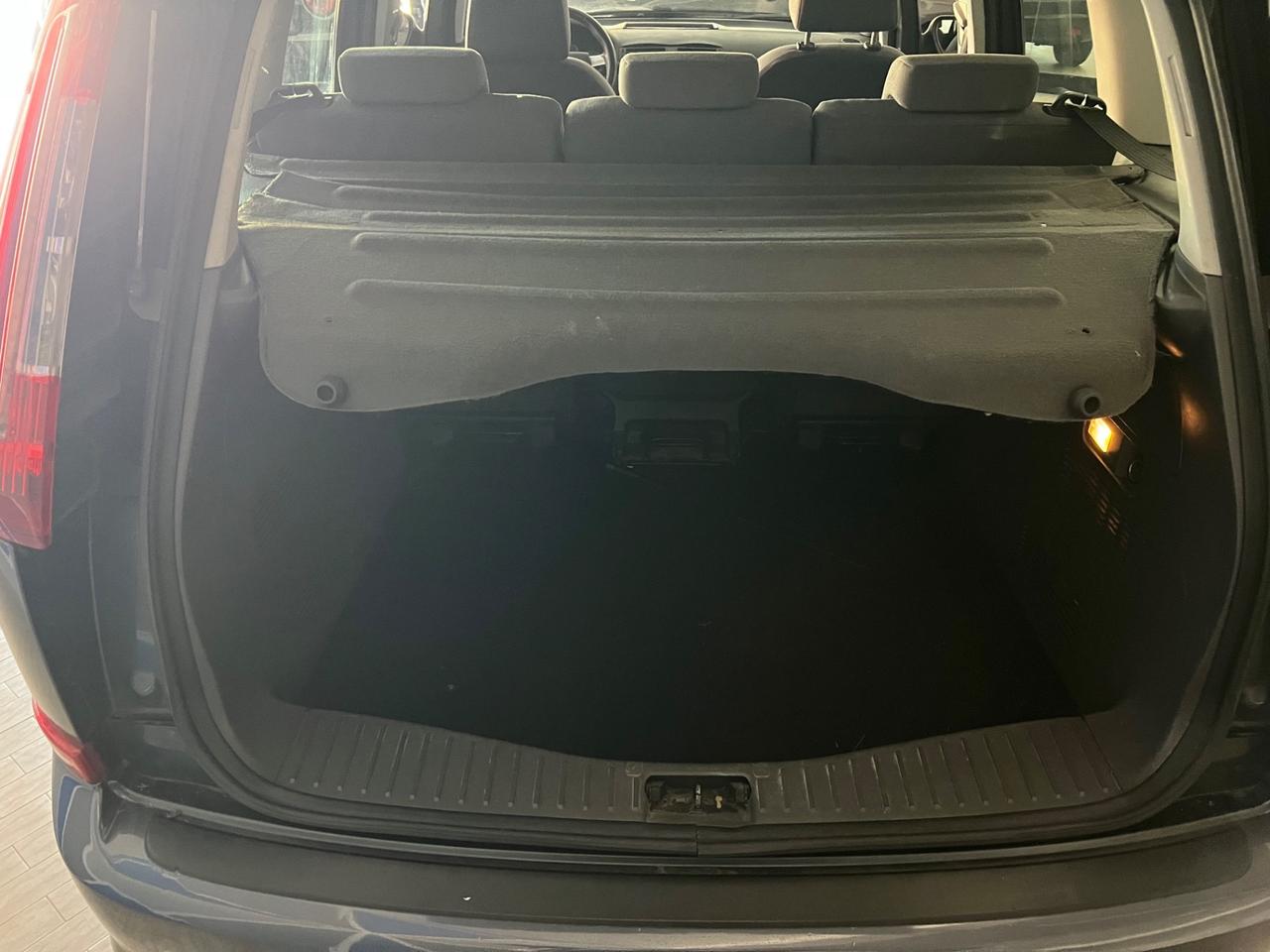 Ford C-Max 1.6 TDCi 90CV Titanium