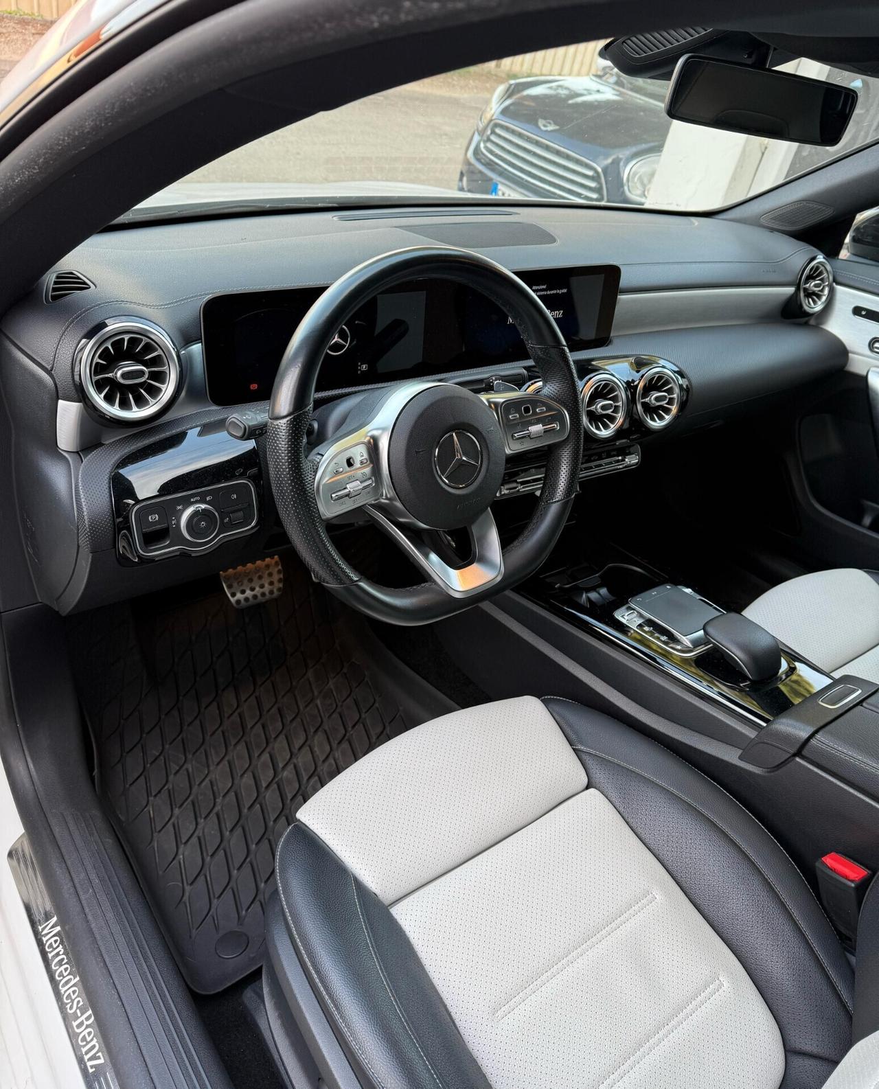 Mercedes-benz CLA 250 4Matic Premium - 2019