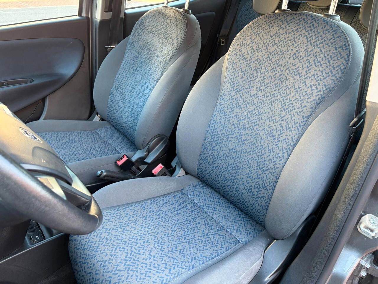 LANCIA YPSILON HYBRID GOLD PLUS