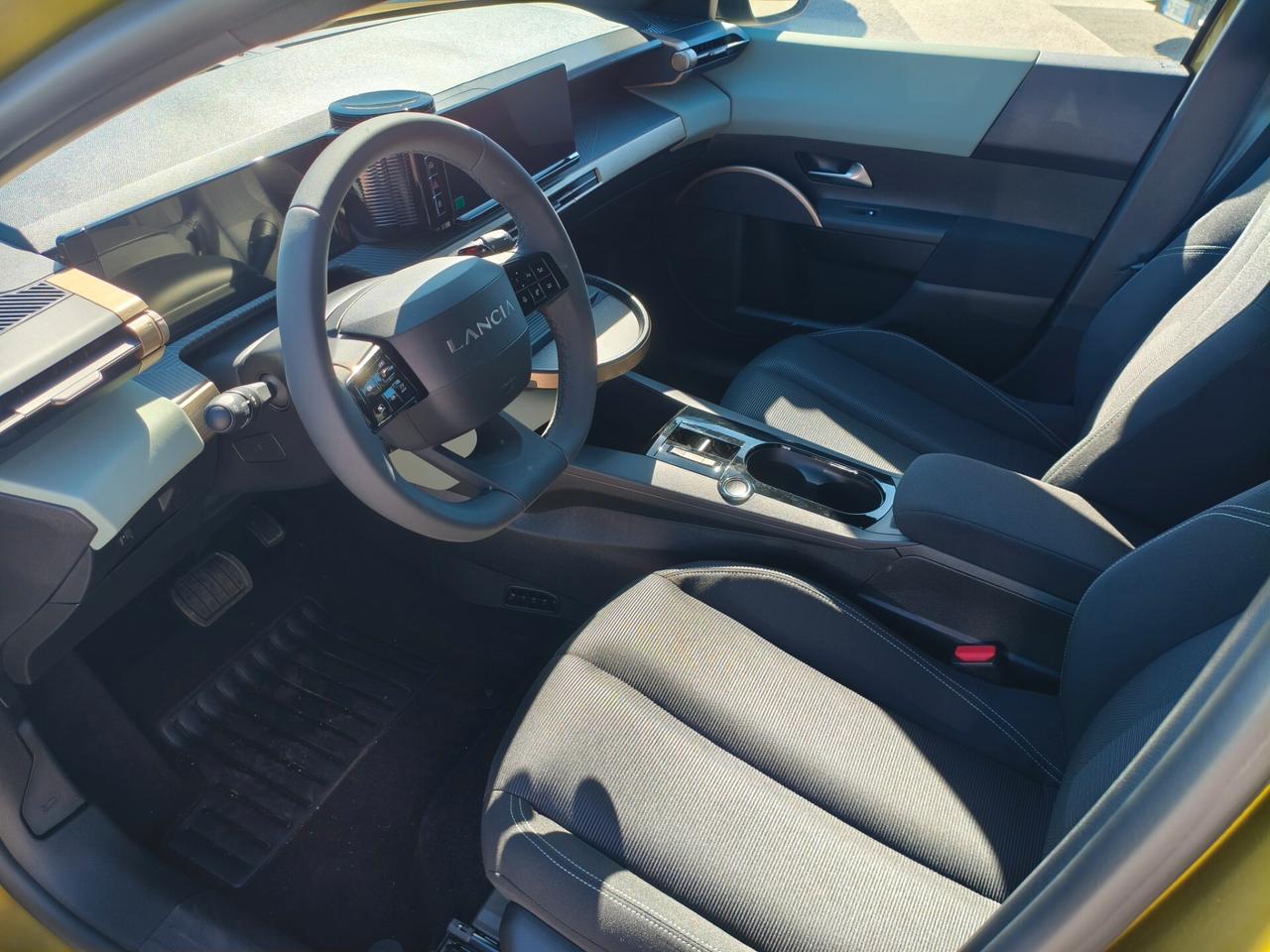 Lancia Ypsilon Hybrid