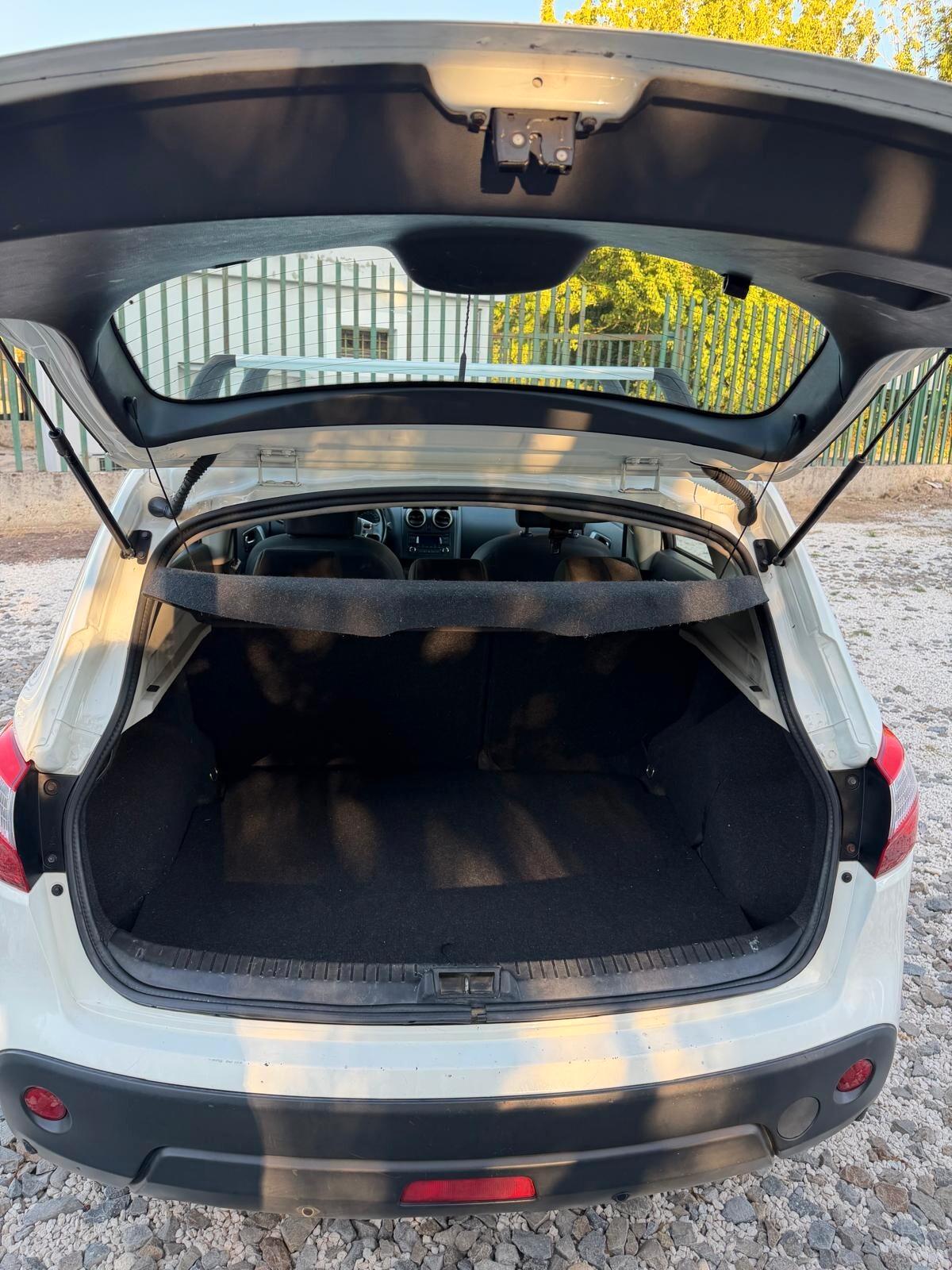 Nissan Qashqai 1.6 dCi DPF Tekna