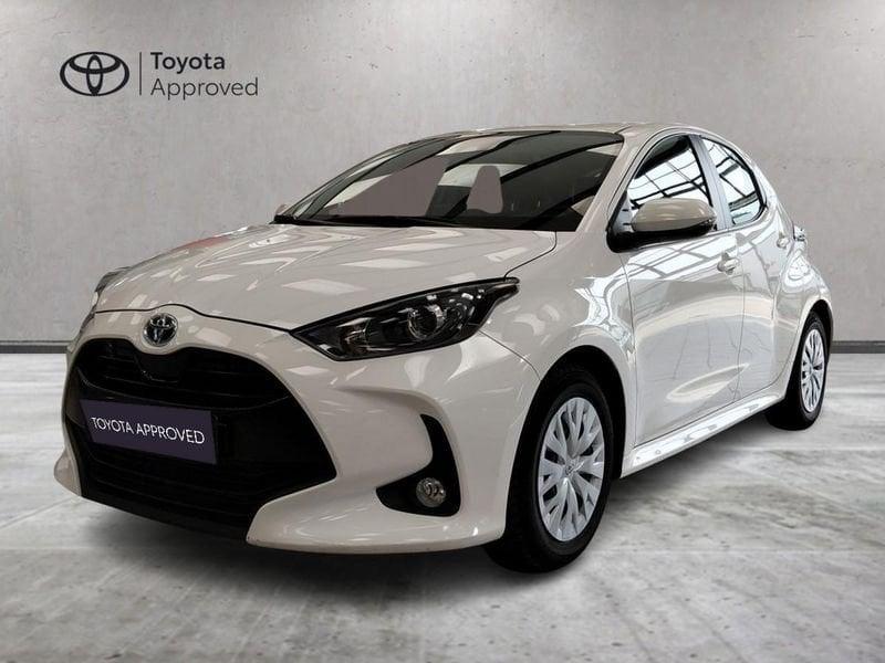 Toyota Yaris Hybrid Active MY22