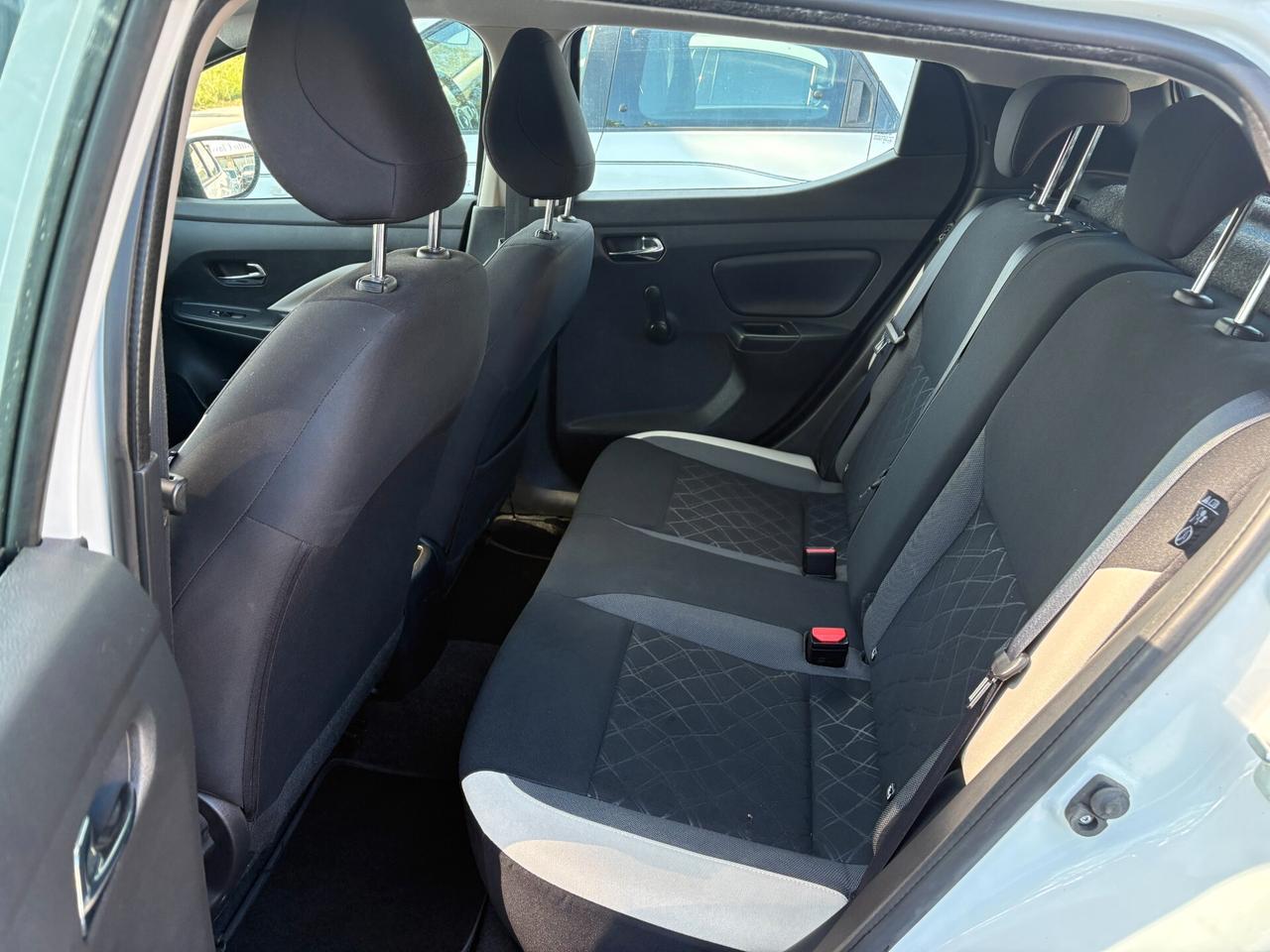 Nissan Micra 1.0L 12V 5 porte Business