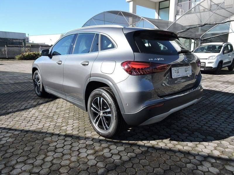 Mercedes-Benz GLA GLA 180 Automatic Advanced
