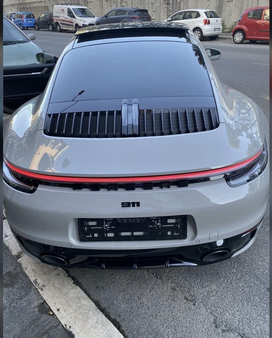 Porsche 992 992 coupe Carrera s 450 cv kreide