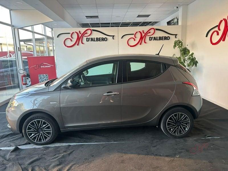 Lancia Ypsilon 1.0 FireFly 70cv Hybrid Gold