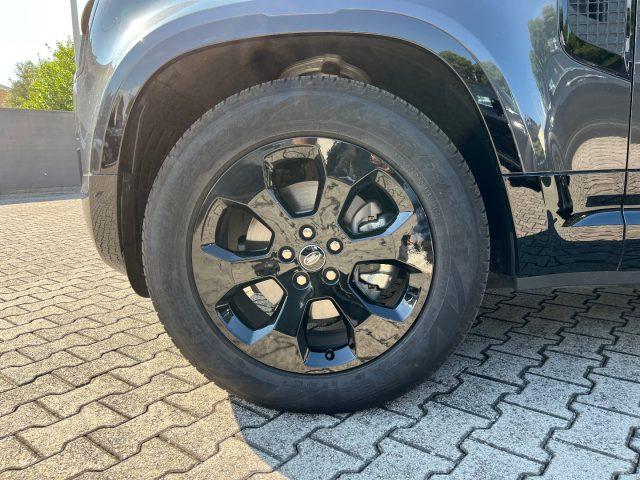 LAND ROVER Defender 110 3.0D I6 200 CV AWD Auto X Dynamic SE