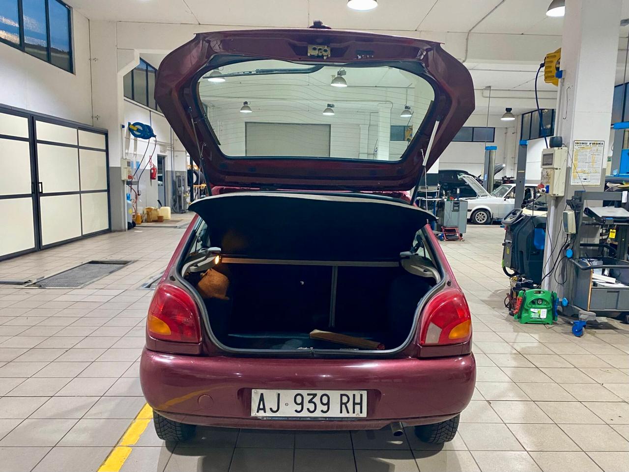 Ford Fiesta 1.2i 16V 75 CV cat 3 porte Ghia