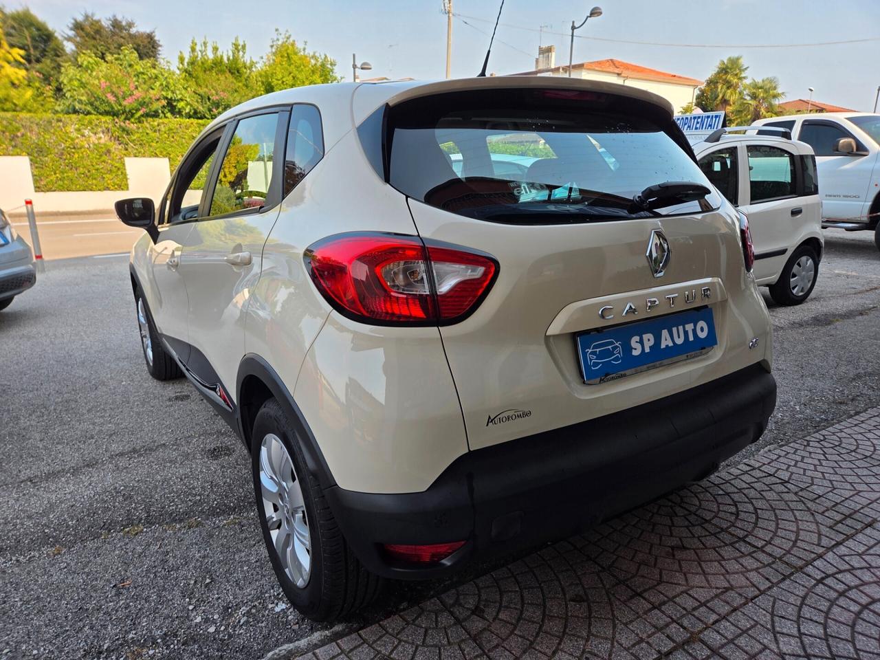 Renault Captur - 2014