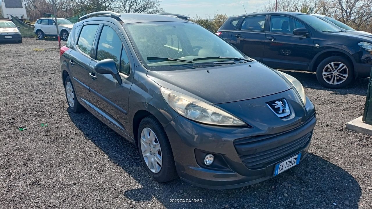 Peugeot 207 - 2010