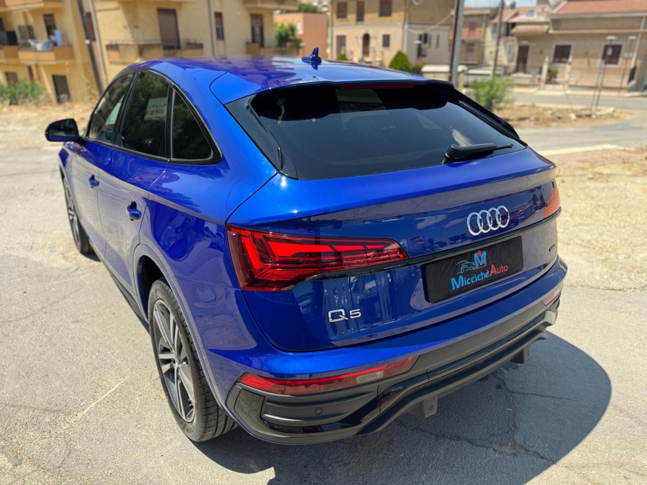 AUDI Q5 SPORTBACK 40 TDI 204 S-LINE FULL IVA ESPOSTA
