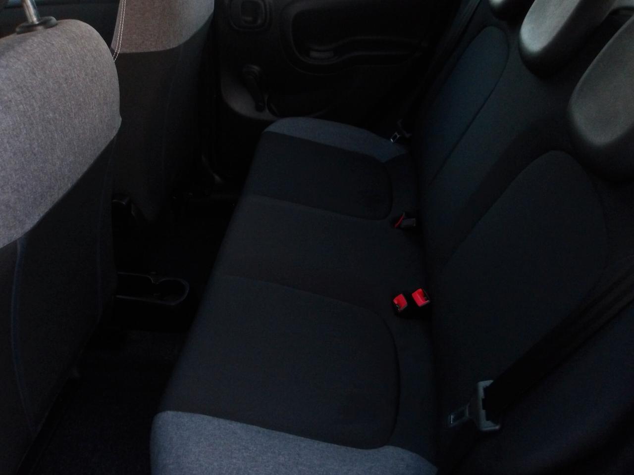 FIAT PANDA 1.0 HYBRID-KM 16.000-2022-PREZZO PROMO!