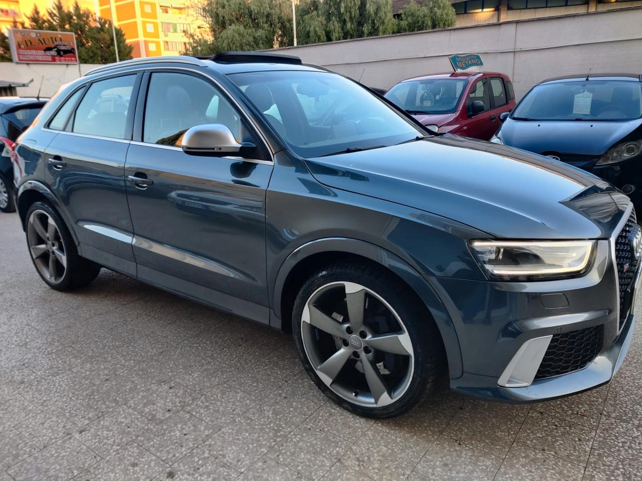 Audi RSQ3 RS 2.5 TFSI quattro S tronic