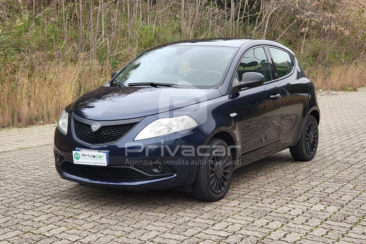 LANCIA Ypsilon 1.0 FireFly 5 porte S&S Hybrid Ecochic Gold