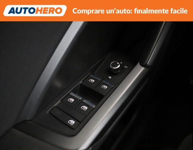 AUDI Q3 35 TDI S line edition