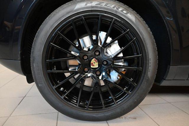 PORSCHE Cayenne 3.0V6 340CV TIP.TET.RADAR 21"CHRONO PASM BOSE FULL