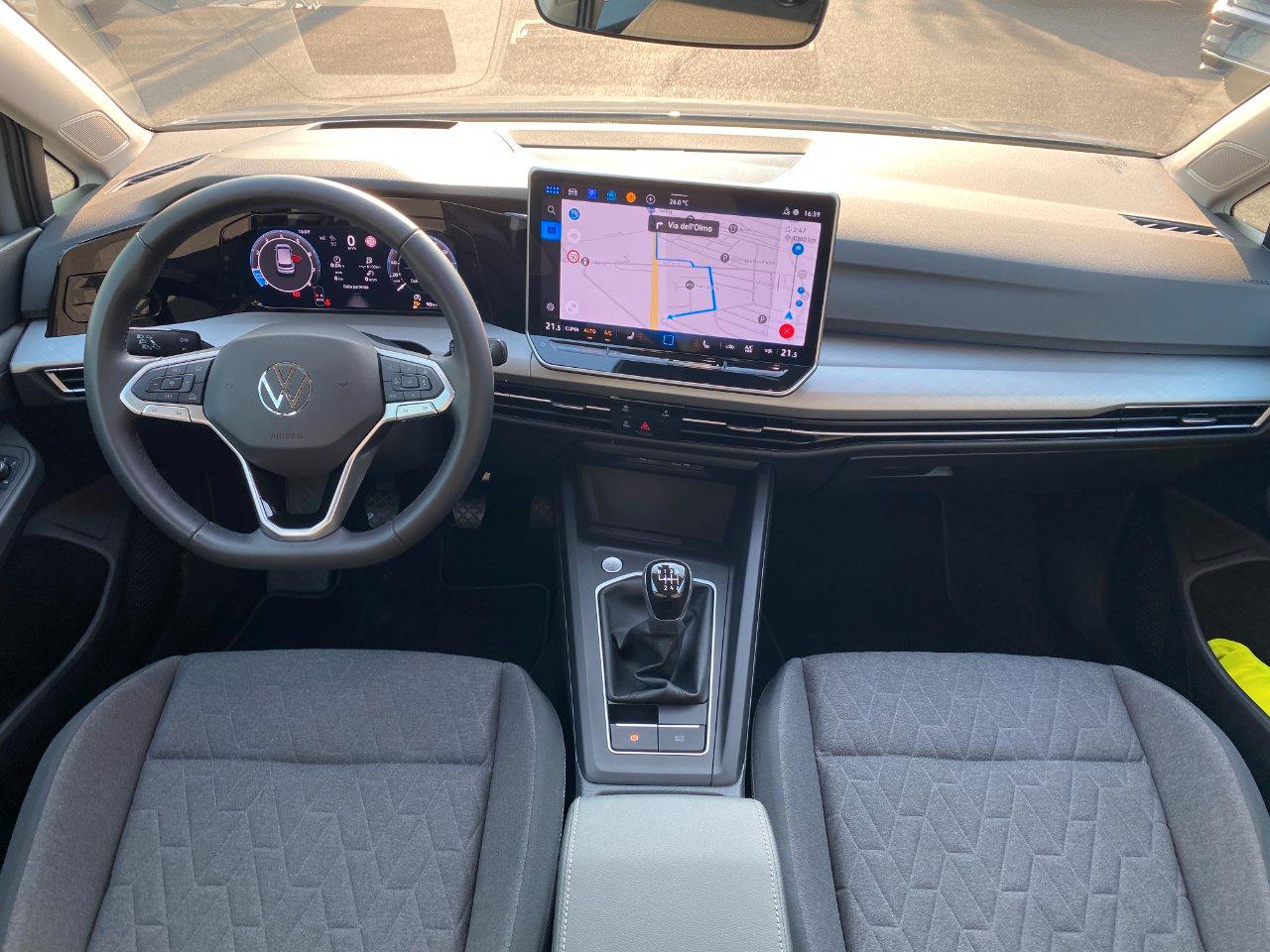 Volkswagen Golf 1.5 TSI 116 CV LIFE , HEAD-UP DISPLAY, WINTER PACK, FARI LED, CARPLAY