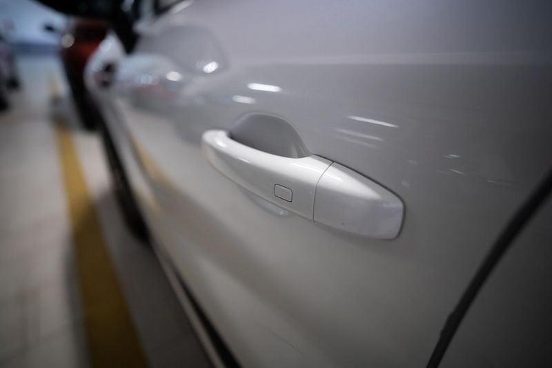 Renault Captur 1.6 E-Tech phev Intens 160cv auto my21