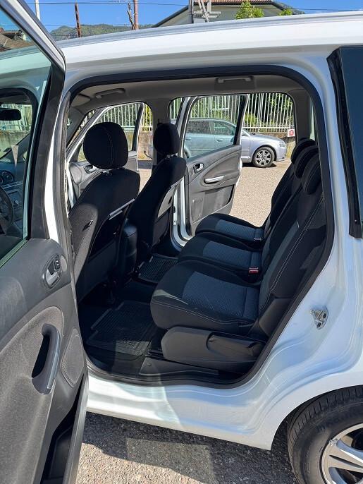 Ford Galaxy 1.6 TDCi 115 CV Start&Stop DPF Business Nav