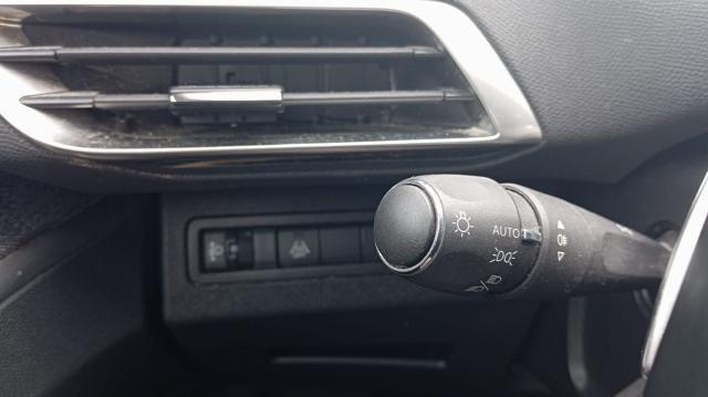 PEUGEOT 3008 *PROMO* BlueHDi 130 S&S EAT8 Allure