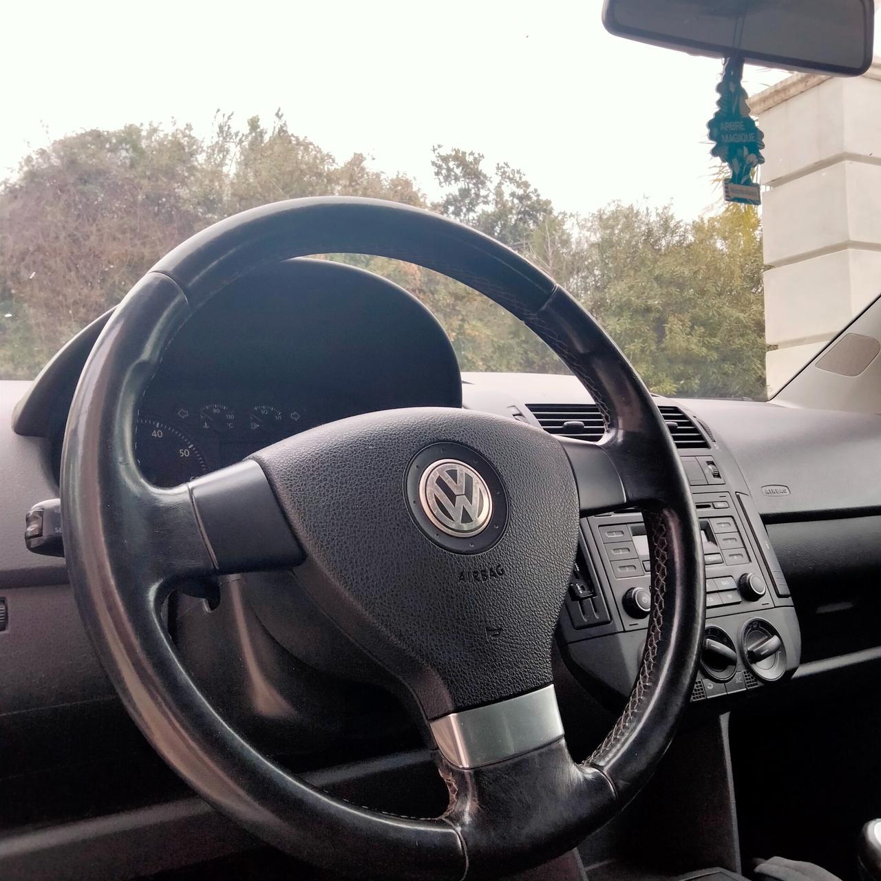 Volkswagen Polo 1.4/80CV 16V 3p. Sportline