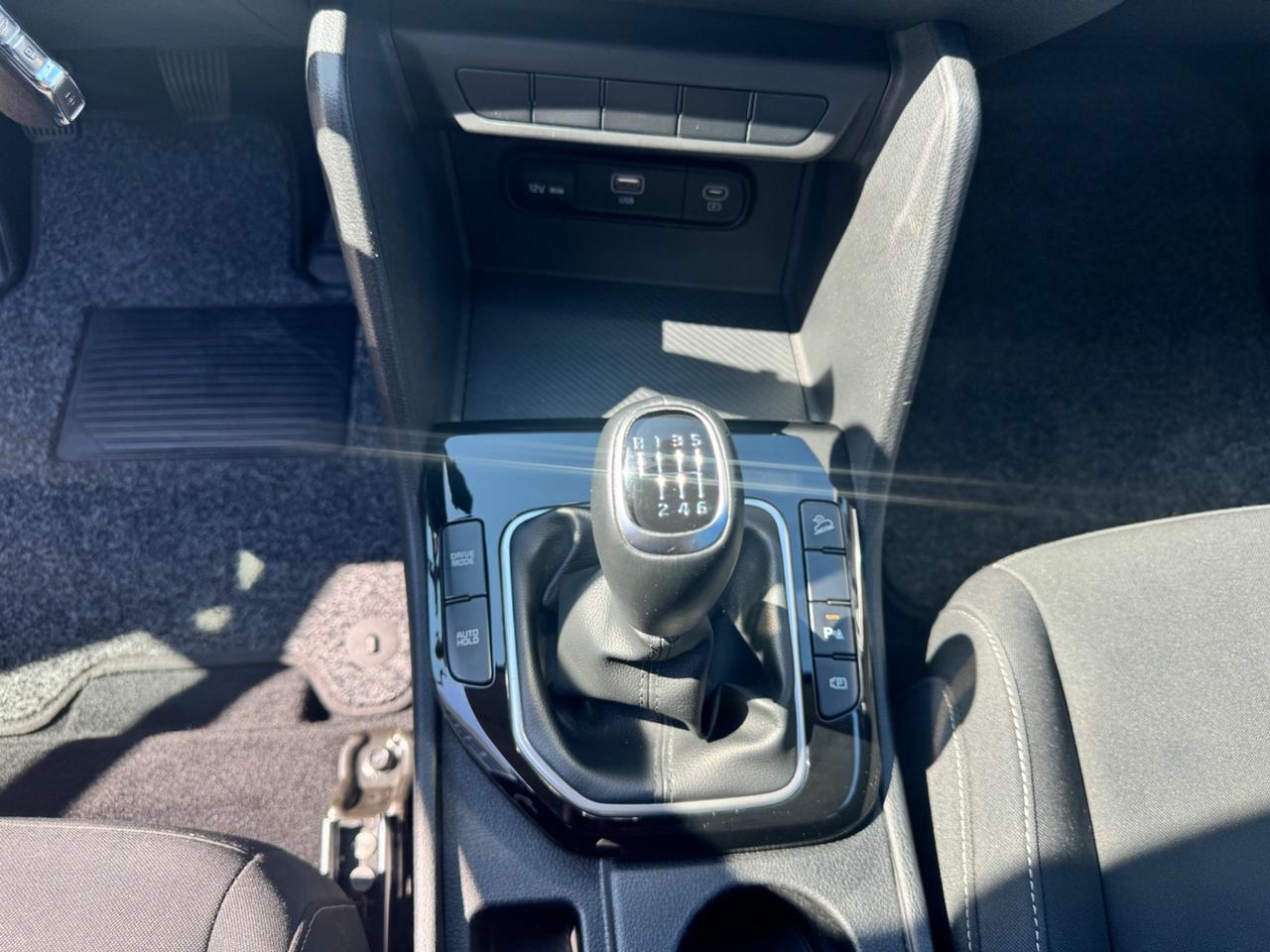 Kia Sportage 1.6 TGDi MHEV Style GRANZIA FINO A 09/2029