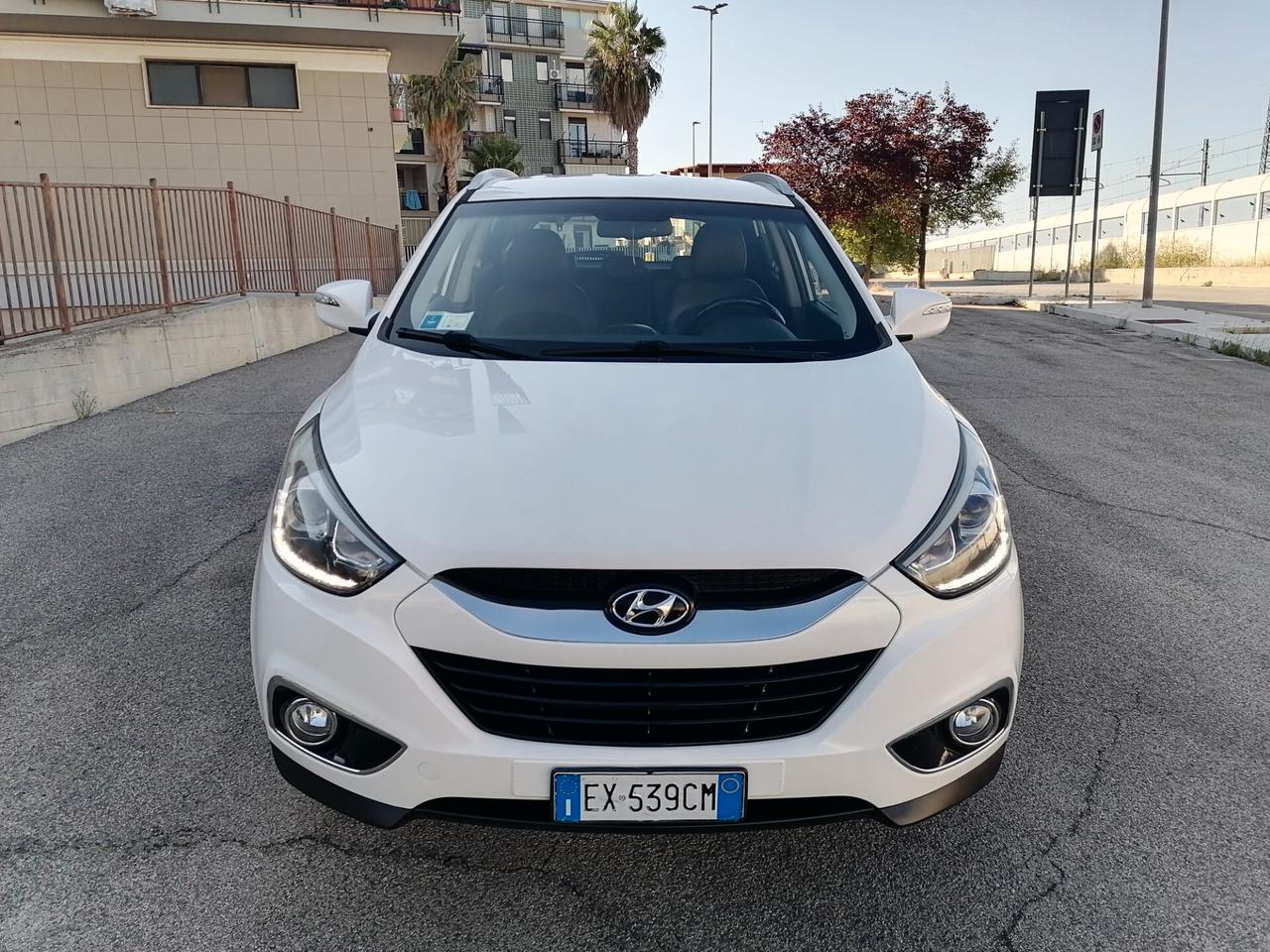 Hyundai iX35 1.7 CRDi 2WD Xpossible 2014