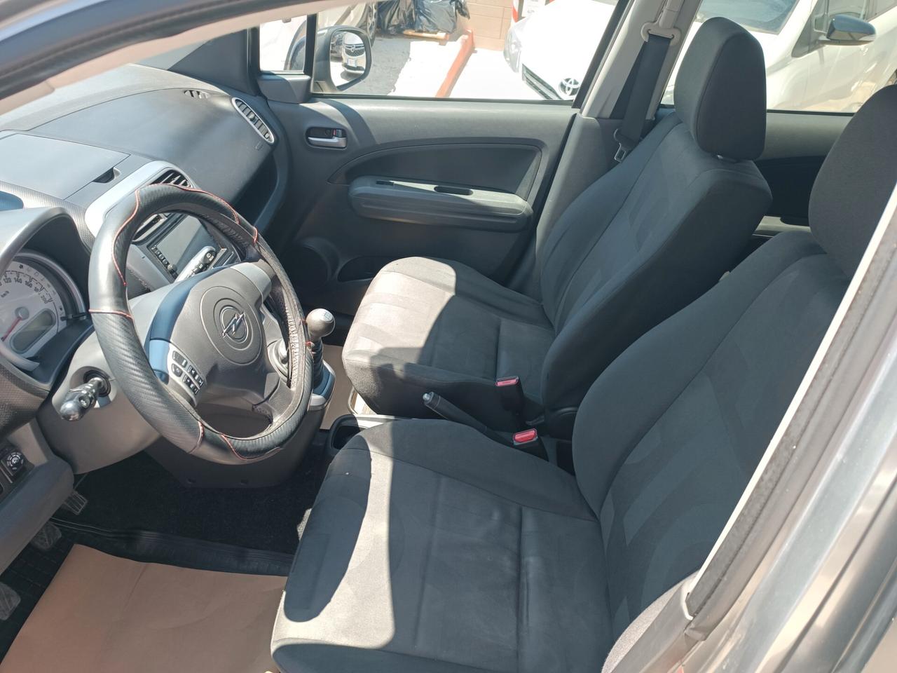 Opel Agila 1.2 16V 86CV GPL-TECH Enjoy