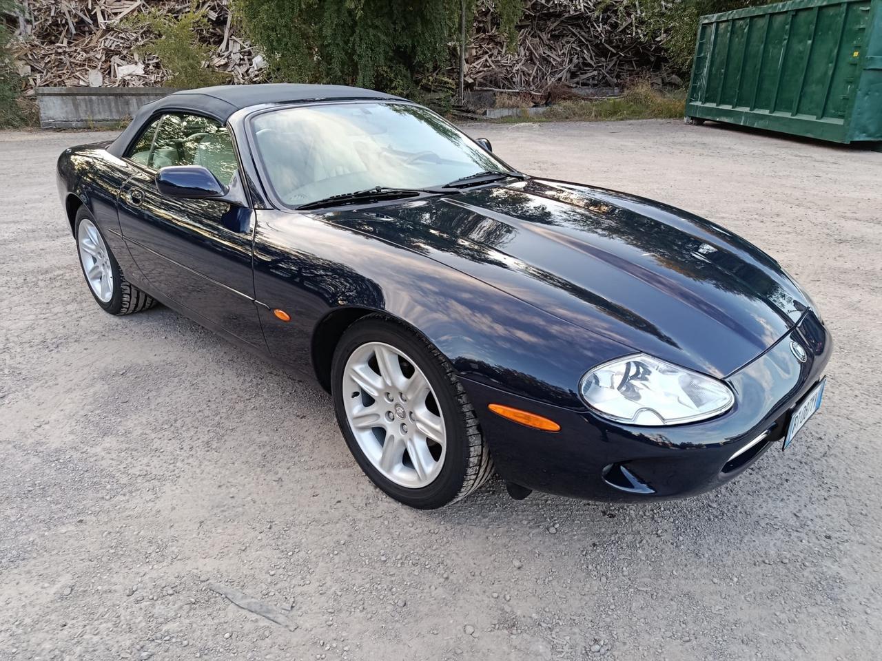 Jaguar XK8 Cabrio