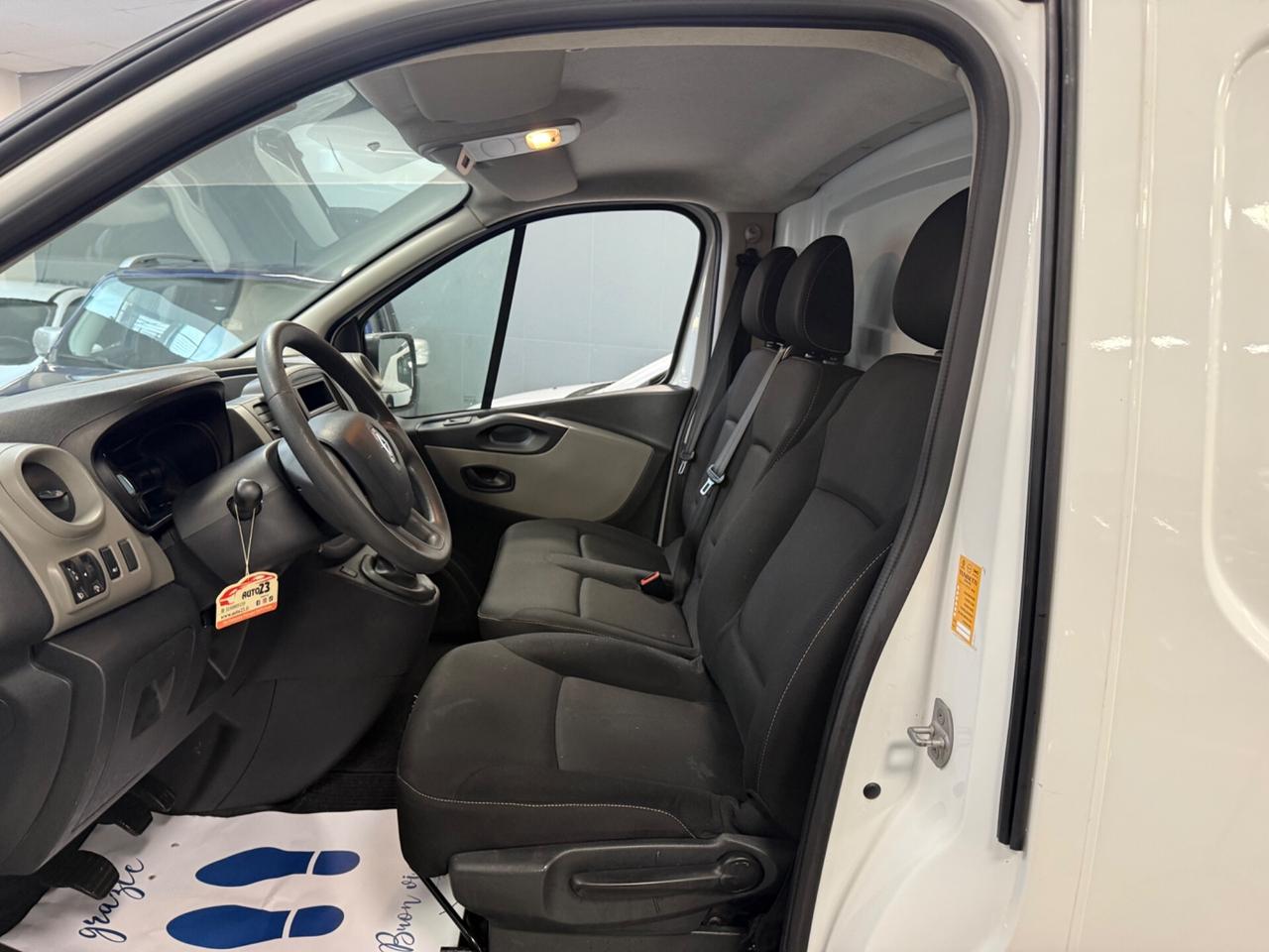 Renault Trafic T27 1.6 dCi 121CV Iva Compresa