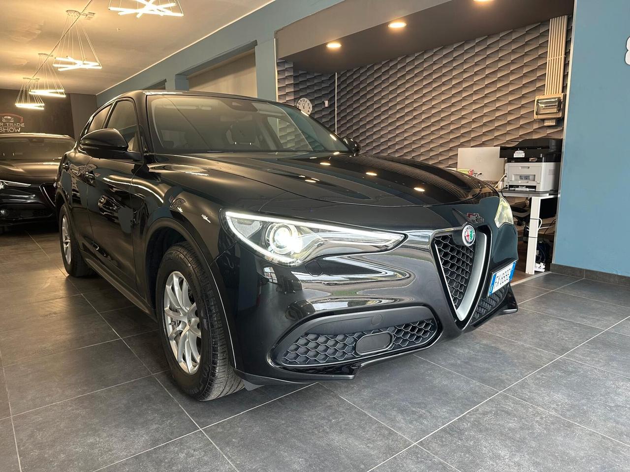 Alfa Romeo Stelvio 2.2 Turbodiesel 160 CV AT8 RWD Business