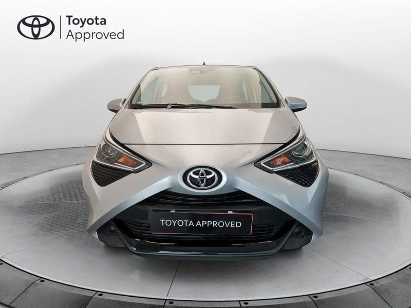 Toyota Aygo 2ª serie Connect 1.0 VVT-i 72 CV 5p. x-play