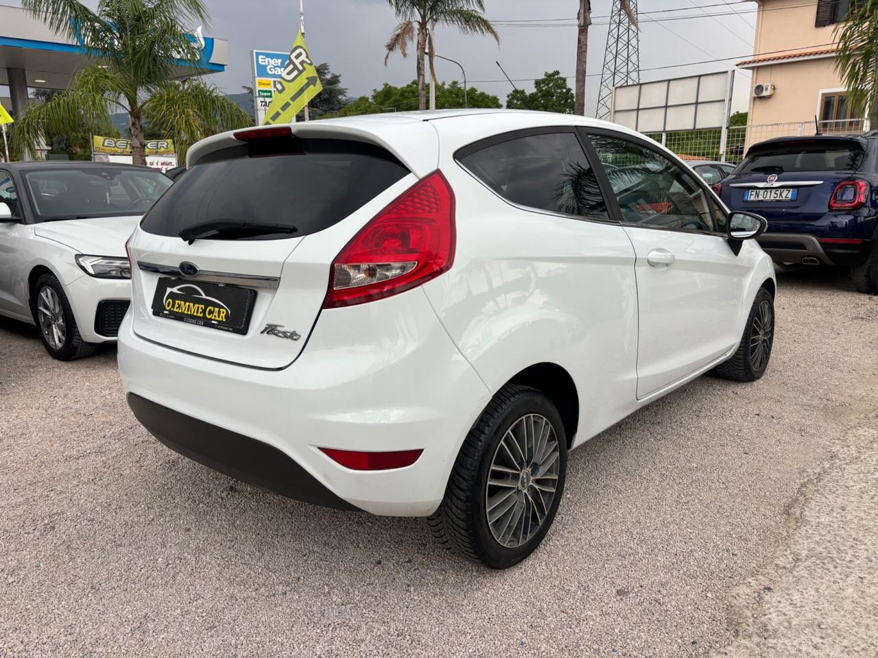 FORD FIESTA 1.4 GPL TITANIUM 3 PORTE OK NEOPATENTATI