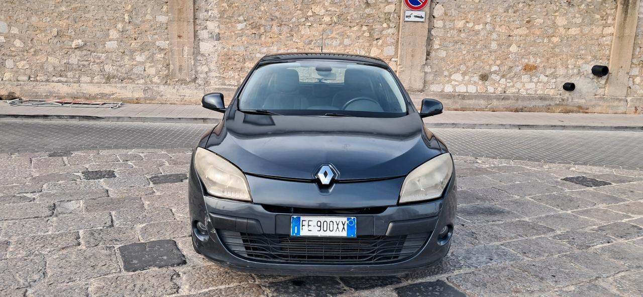 Renault Megane Mégane 1.5 dCi 110CV Dynamique