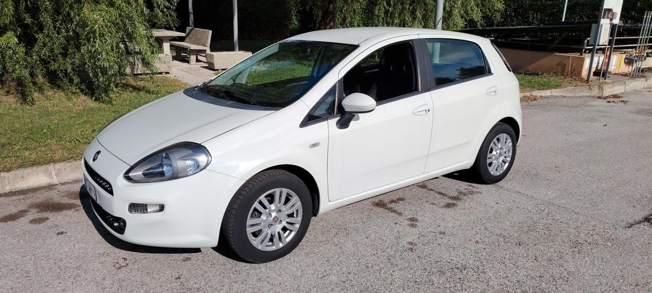 FIAT PUNTO 1.3 MJET IVA ESPOSTA