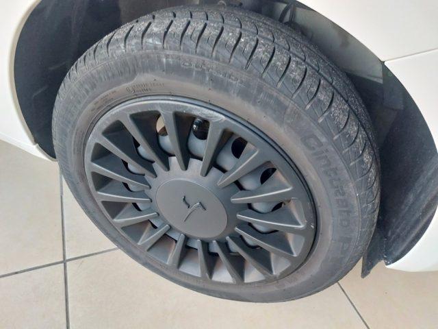 LANCIA Ypsilon 1.0 FireFly 5 porte S&S Hybrid Ecochic Silver