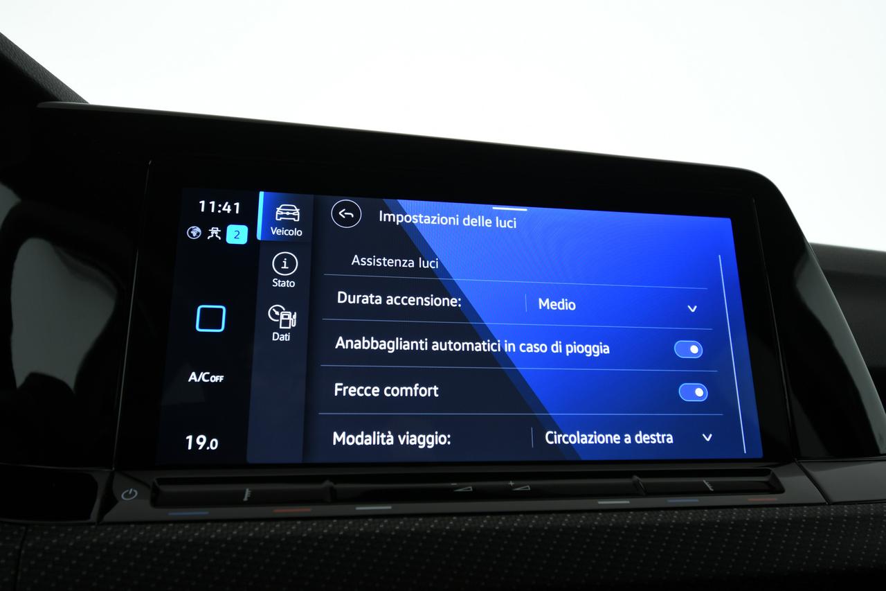 VOLKSWAGEN Golf 1.5 etsi evo R-Line 130cv dsg NEOPATENTATI+ACC+APPLE CARPLAY