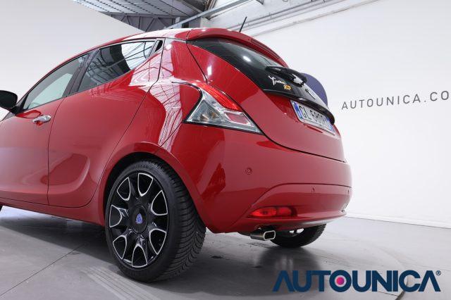 LANCIA Ypsilon 1.0 FIREFLY 5 PORTE S&S HYBRID GOLD FARI LED
