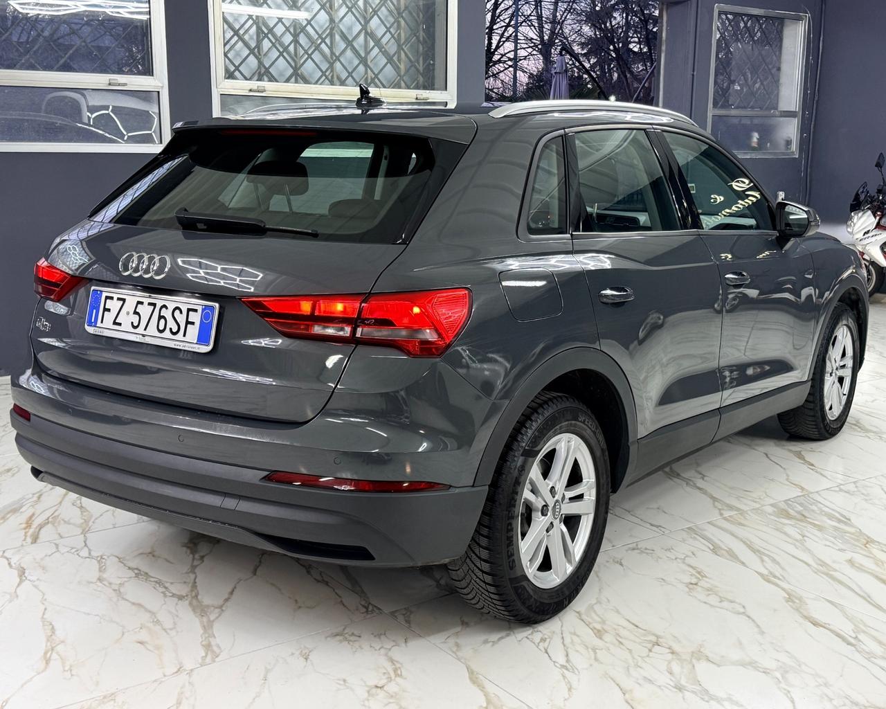 Audi Q3 35 TDI quattro Business Advanced