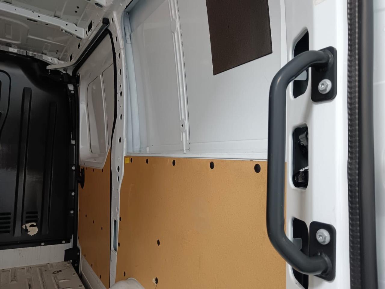 RENAULT MASTER 2.3 SOLO 48000KM