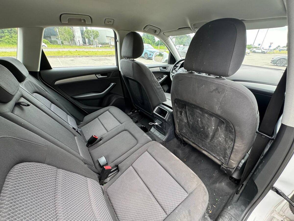 Audi Q5 2.0 tdi Business 143cv