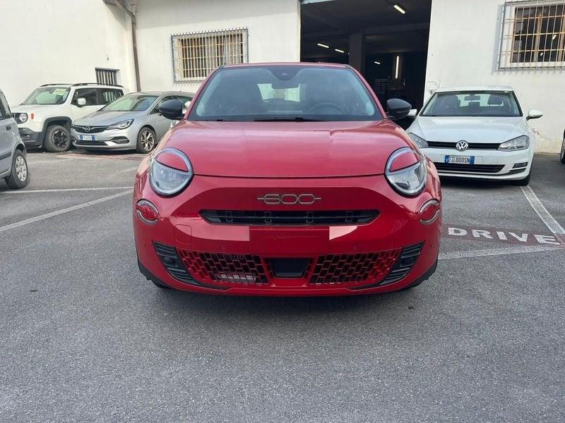 FIAT 600 1.2 Hybrid 110cv + Pack Comfort